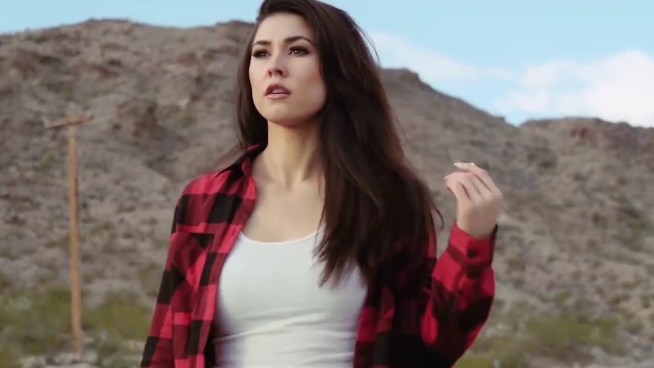 Miss California - Andrea ft. Mario Joy  (Mustafa & Emre Remix) | Ford Mustang GT | RAZE