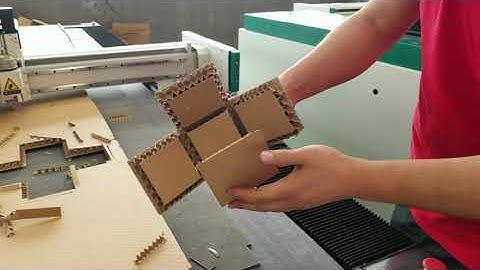 Top CNC Cardboard Cutter with Oscillating Tangential Knife And V-Cut Knife