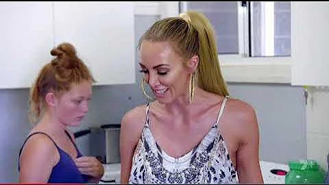 Wife Swap Australia Elle Polson Vs Sheree Kevill F...