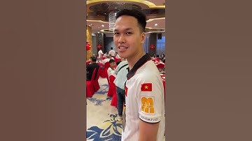 Trao thưởng bằng tiền mặt, khoảnh khắc các game thủ mong đợi #aoe #shorts