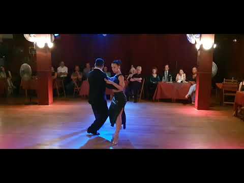 Pamela Bustos Y Gustavo Imperial Bailan (Recuerdo) En Milonga ¨El Chamuyo¨