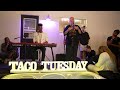 Capture de la vidéo Saint Harrison Kicks Off Taco Tuesday With His Soulful Version Of "Diamonds"!