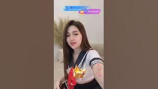 Hot Liv3 B1G0 Star pake Seragam Sekolah 18 