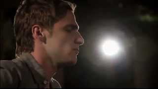 Video thumbnail of "Kendall singing "A Team" ♥"