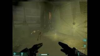 F.E.A.R. PC Games Gameplay - Pistol whipped