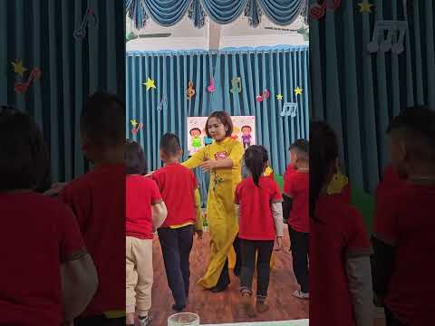 Hội thảo ÂN ĐVH KNCH Chú chim nhỏ dễ thương- Nghe hát chèo