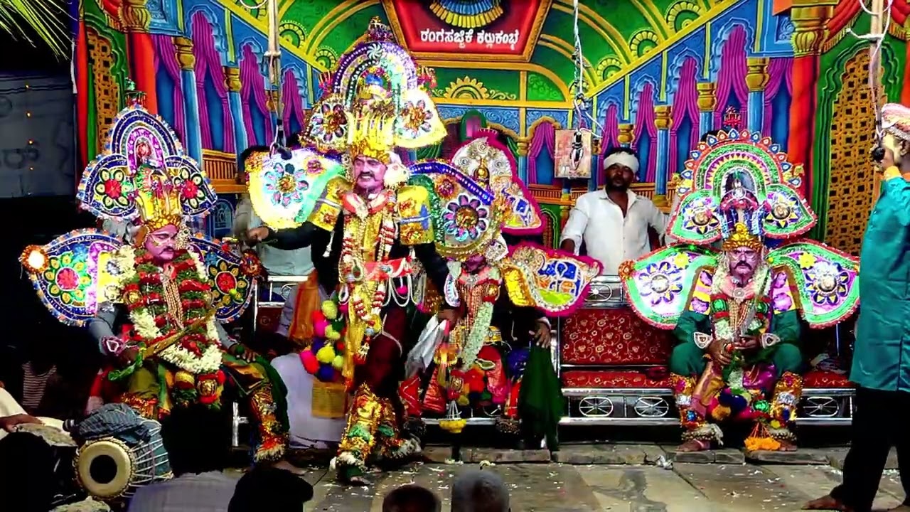 ಕುರುಗೋಡು ರುಮಾಲ್ ಬಸವ ಅಭಿಮನ್ಯ ಪಾತ್ರದಲ್ಲಿ 003