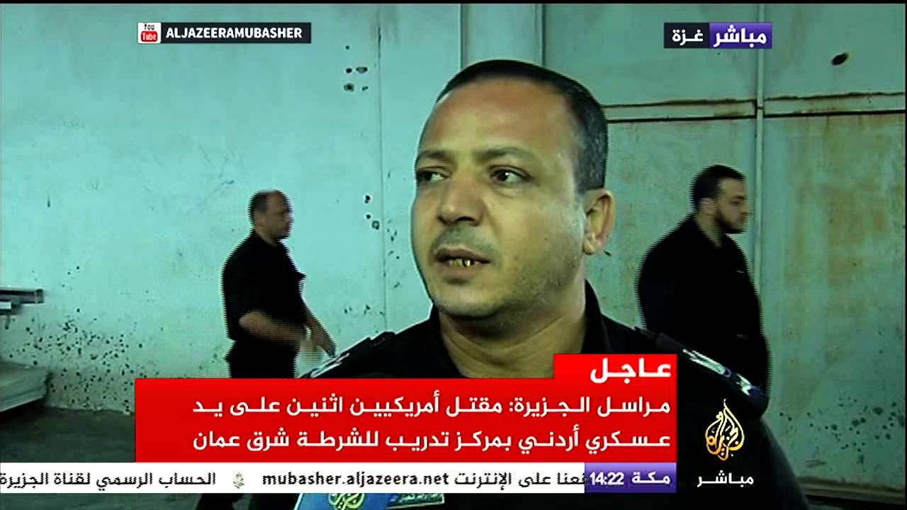 جولة بكاميرا الجزيرة مباشر في مقر الدفاع المدني بقطاع غزة