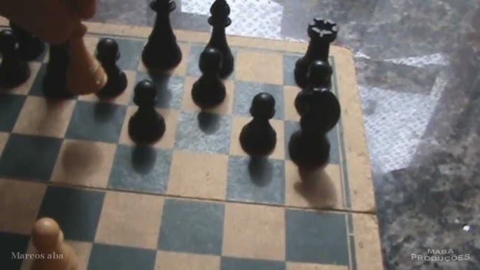xadrez - capturar o cavalo quando ele está protegendo contra o pastorznho 