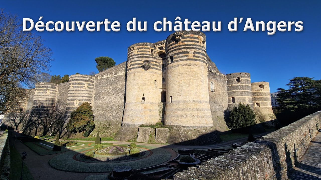 Château d’Angers : l’impressionnante forteresse médiévale du Val de Loire