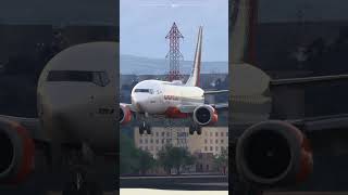 BOEING 737 MAX LANDING AT JAMMU AIRPORT 🇮🇳🔥 AIR INDIA EXPRESS EPIC APPROACH #shorts