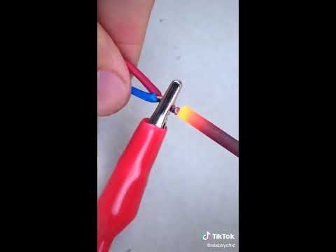 Vídeo: Soldagem por pontos DIY para baterias: instruções