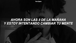 "¿Por qué me llamas cuando estás drogado?"|why'd you only call me when you're high - Arctic Monkeys