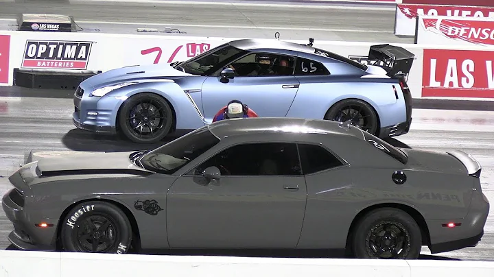 GTR vs Dodge Chellenger SRT Scat Pack - drag race