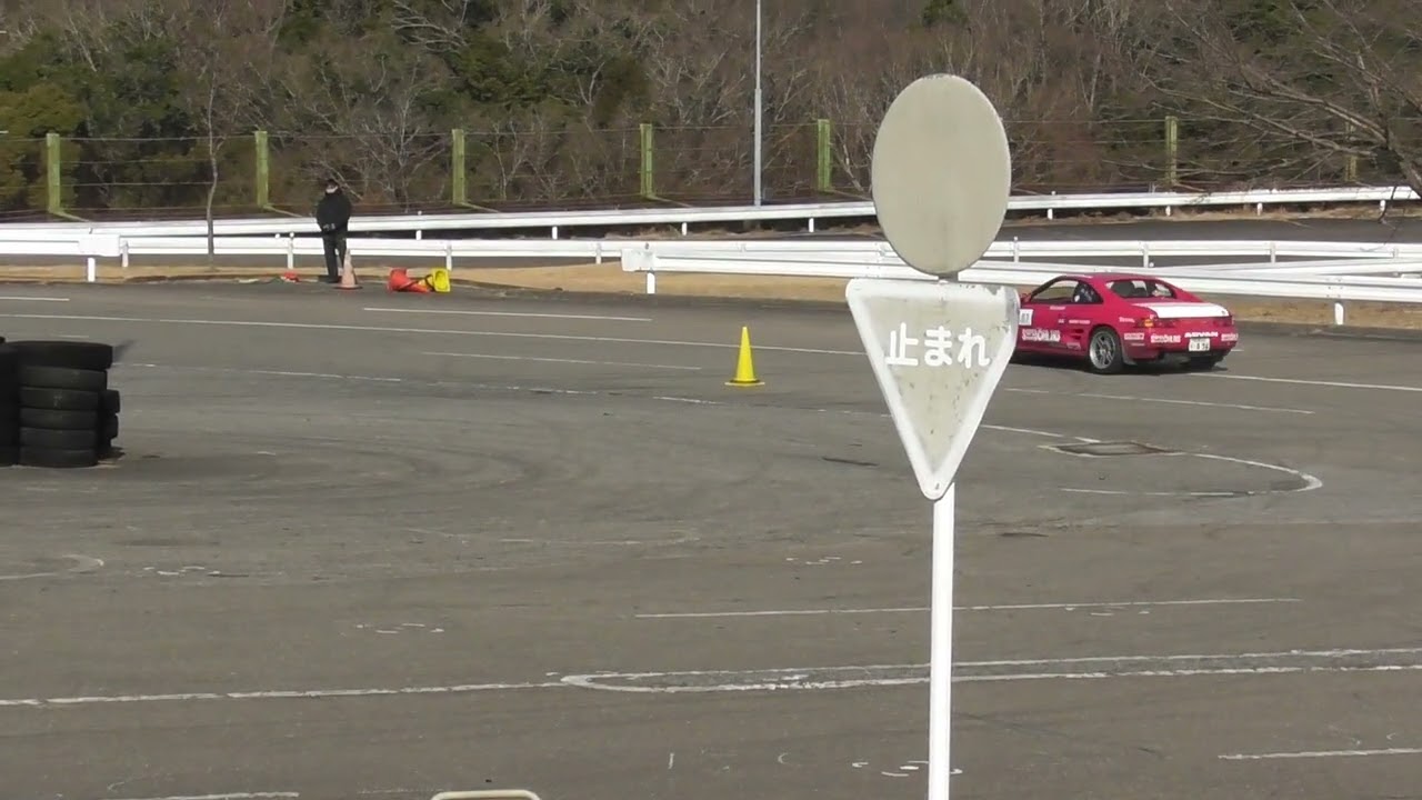 260124キョウセイMIジムカーナ練習会 1041 MR2赤黒白