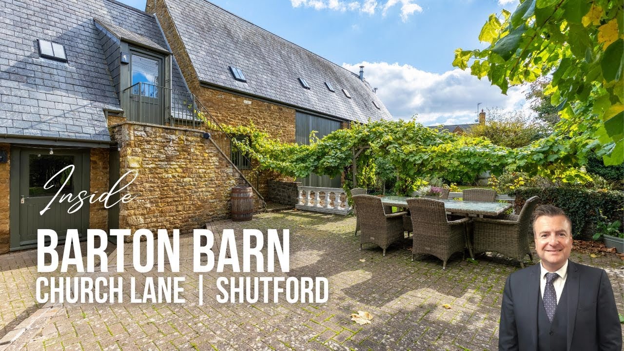 ✨ 𝗜𝗺𝗮𝗴𝗶𝗻𝗲 𝗹𝗶𝘃𝗶𝗻𝗴... 𝘀𝘂𝗿𝗿𝗼𝘂𝗻𝗱𝗲𝗱 𝗯𝘆 𝗰𝗵𝗮𝗿𝗮𝗰𝘁𝗲𝗿, 𝘀𝗽𝗮𝗰𝗲, 𝗮𝗻𝗱 𝘁𝗶𝗺𝗲𝗹𝗲𝘀𝘀 𝗰𝗵𝗮𝗿𝗺 𝗶𝗻 𝘁𝗵𝗲 𝗵𝗲𝗮𝗿𝘁 𝗼𝗳 𝗦𝗵𝘂𝘁𝗳𝗼𝗿𝗱.