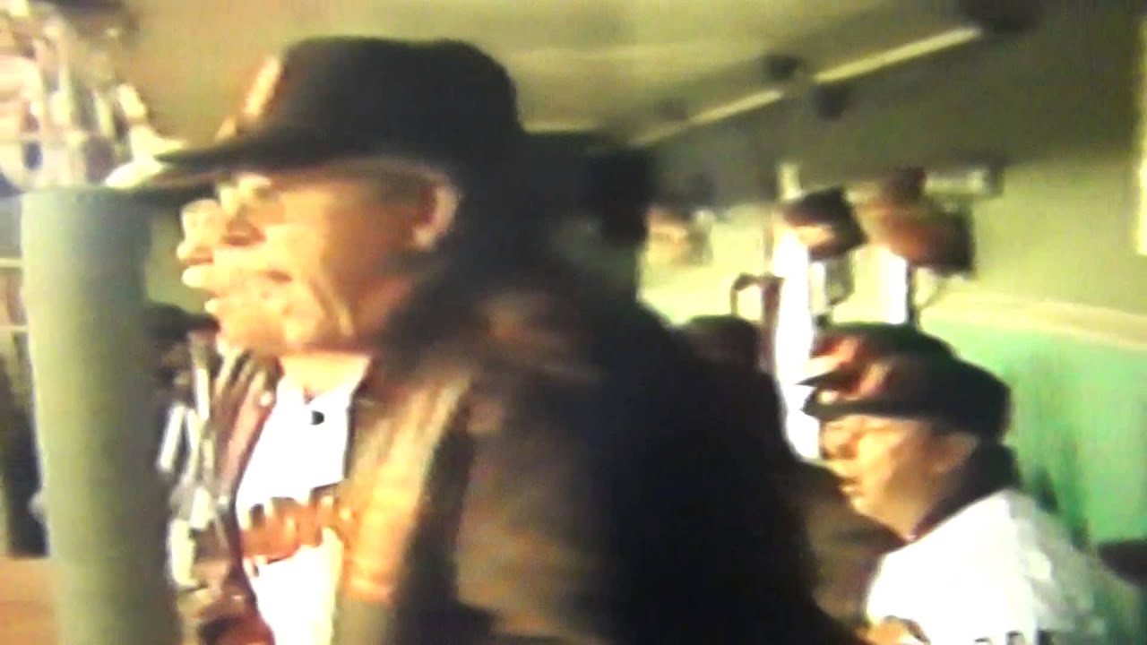 Dick Williams Running Out To Argue! No! No! No! No! No!