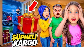 ELİF SİNEM GECE KAPIMIZA ŞÜPHELİ KARGO GELDİ ‼️ İÇİNDEN NE ÇIKTI ?? 