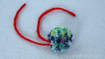 How to Make a Perfect Yarn Pom Pom Using a Fork | Sophie