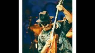 Carlos santana vs slash on Matalicca - seeks & destroy