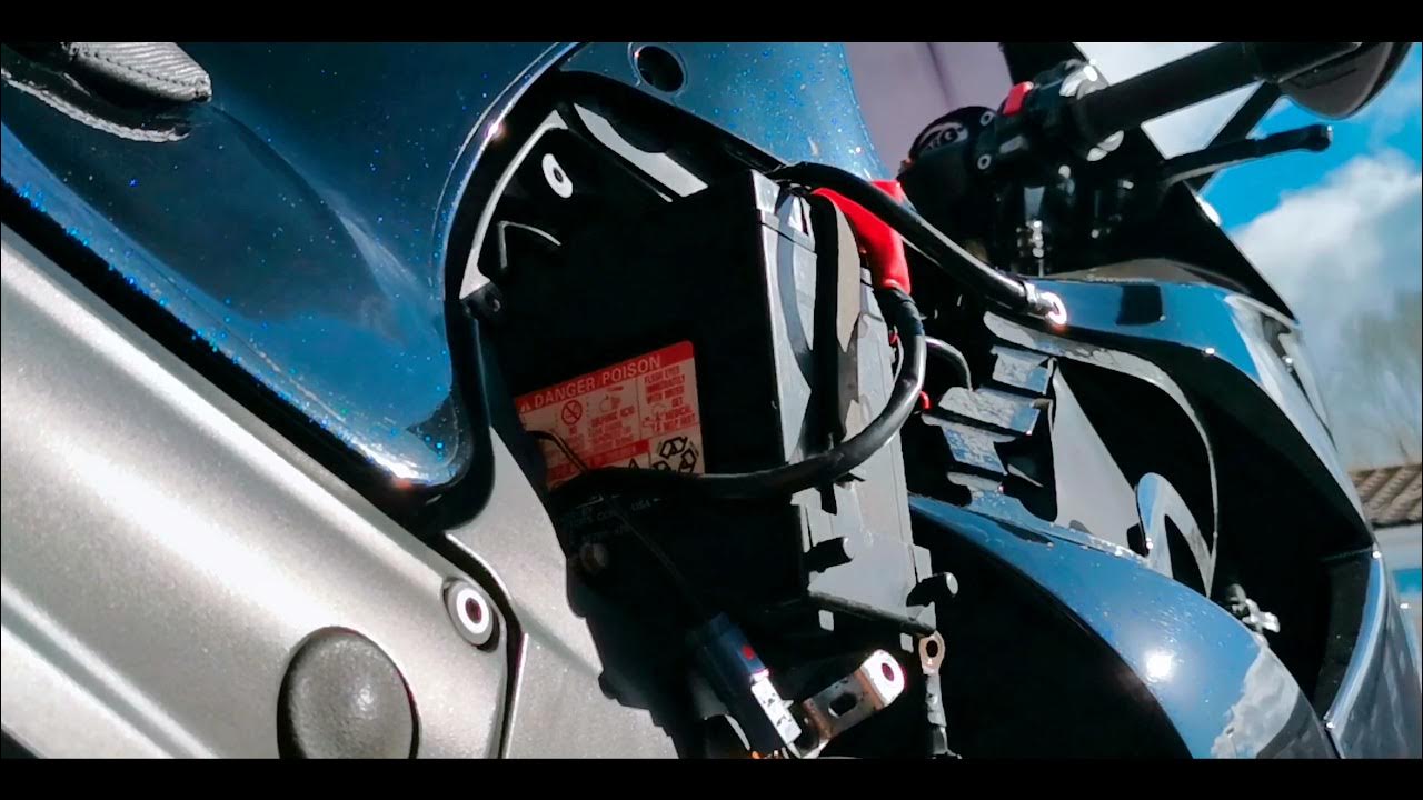 Zzr1400 battery removal zzr1400 zx14r kawasaki YouTube