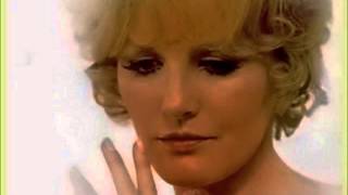 Video thumbnail of "Petula Clark - The Windmills Of Your Mind"