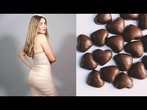 FASHION NOVA LATEX DRESS MODELING