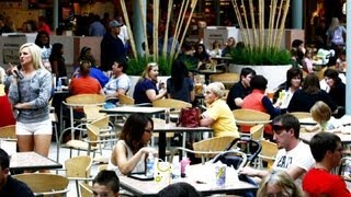 Changing consumer tastes take toll on food court restaurants