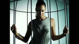 Watch Shontelle No Gravity video