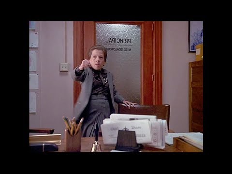 kindergarten-cop-(5/5)-best-movie-quote---slug-the-bastard!-(1990)