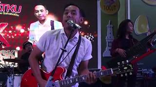 6 Pongki Barata And The Dangerous Band