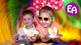 Дети готовят сами. Украшаем кексы. Children are preparing themselves. Decorate cupcakes. Дети готовят сами. Украшаем кексы. Children are preparing themselves. Decorate cupcakes.