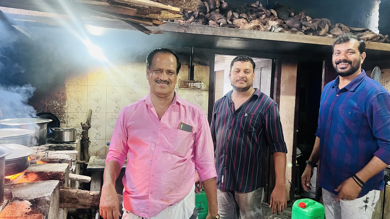 65 YEARS OLD PUTTUKADA IN KERALA | FAMOUS PUTTUKADA IN CALICUT | street food kerala