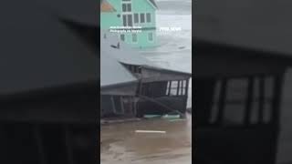 WATCH: Beachfront homes collapse into the ocean #shorts #weather