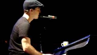 Gavin DeGraw - Walking in Memphis (B) chords