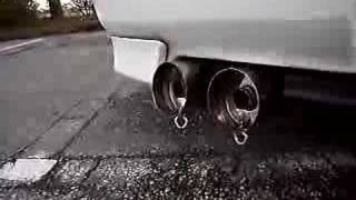 マフラー吹かし（サイレンサーあり）