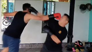 BAPAK BAPAK SPARING TINJU BENERAN