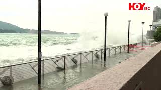 Typhoon Ragasa's Waves Soak Hong Kong Coastal Estate | HOY International Business Channel