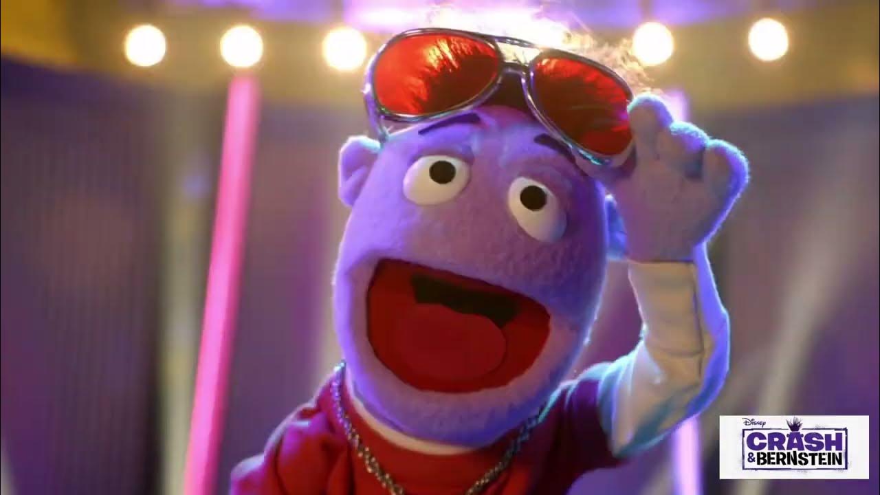 Abertura Crash & Bernstein Disney + YouTube