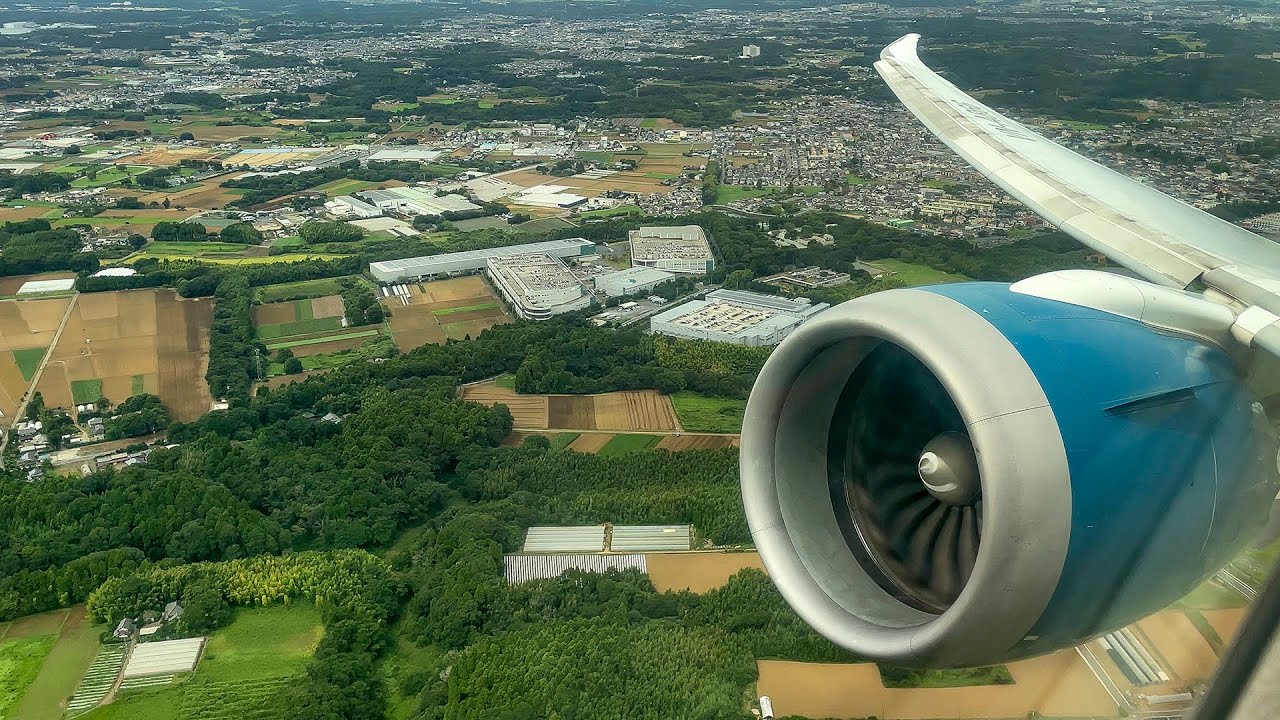 Vietnam Airlines 787-9 takeoff from NRT (runway 16R)