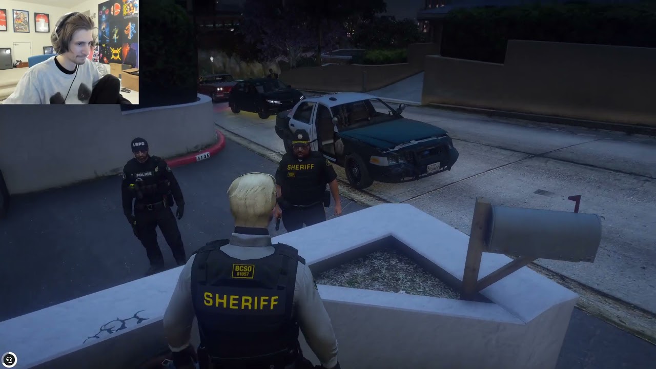 xQc (Pierre Paul) Gets Caught in 4k While Beating a Local to Death [GTA RP NoPixel] (CLIP)