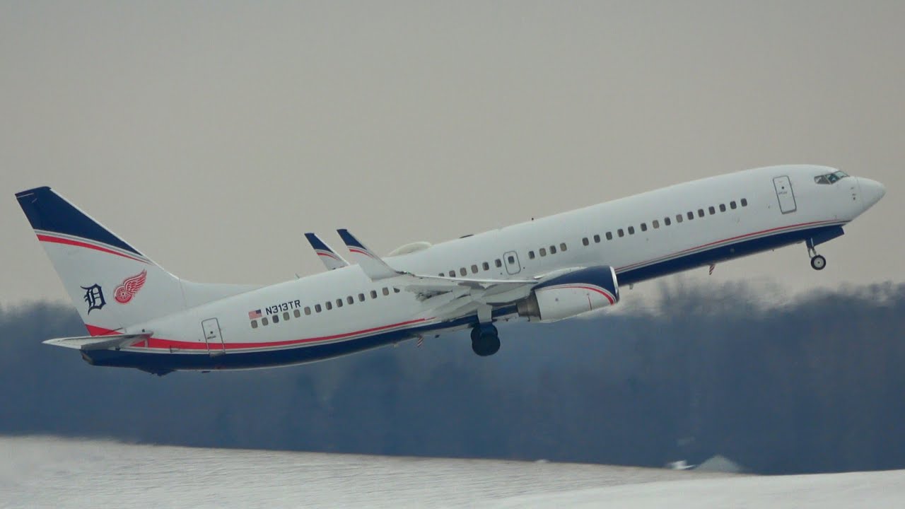 Plane Spotting at Detroit Metro Airport - February 5, 2026 #planespotting #dtw