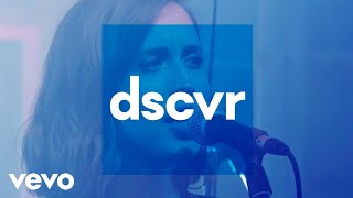 Alice Merton - Hit The Ground Running (Vevo dscvr Live) chords