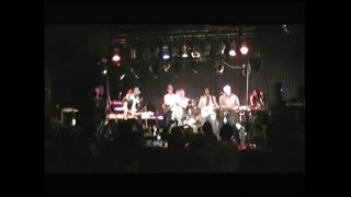 Audio Showband "Just be good to me" at Gilly's