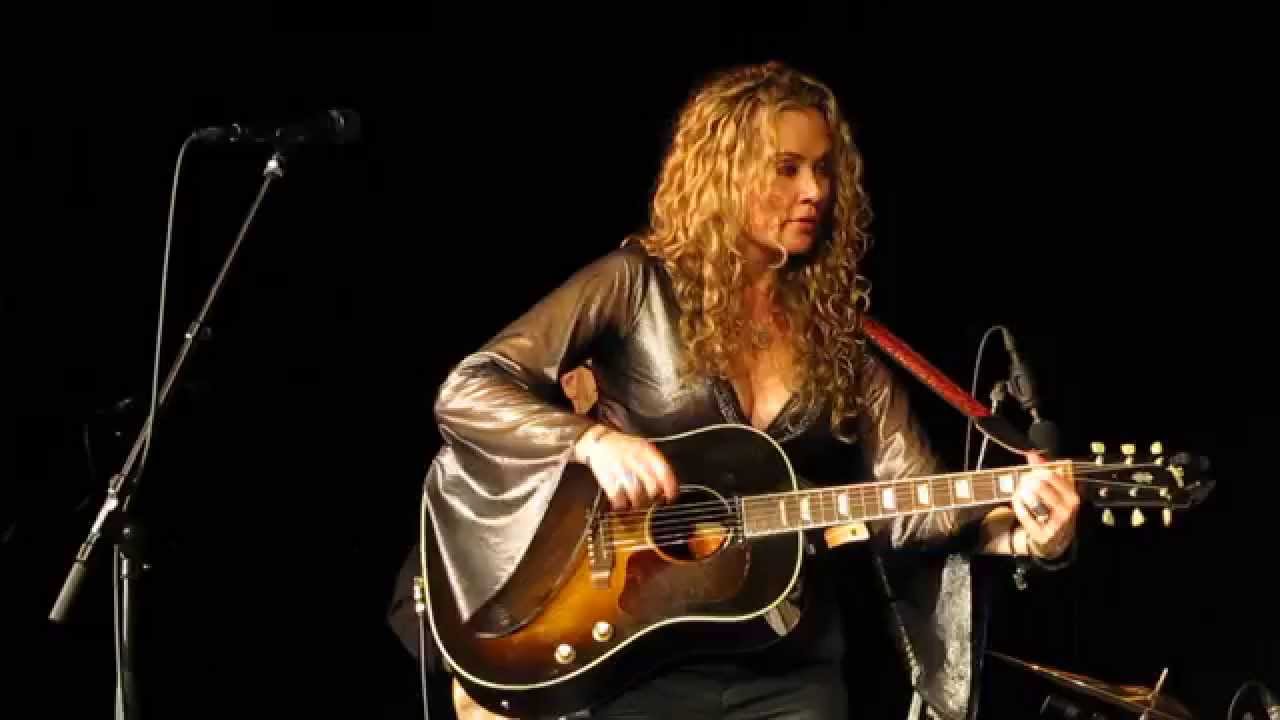 Dana Fuchs - Ring of Fire [Johnny Cash Cover]