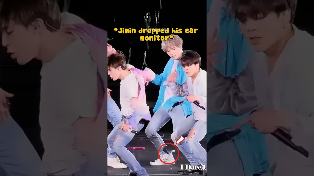 Jimin Dropped His Ear Monitor And Jungkook Helped Him 🥰💜 