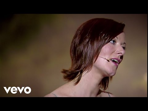 Celtic Woman - Siúil A Rún (Walk My Love) (Live)