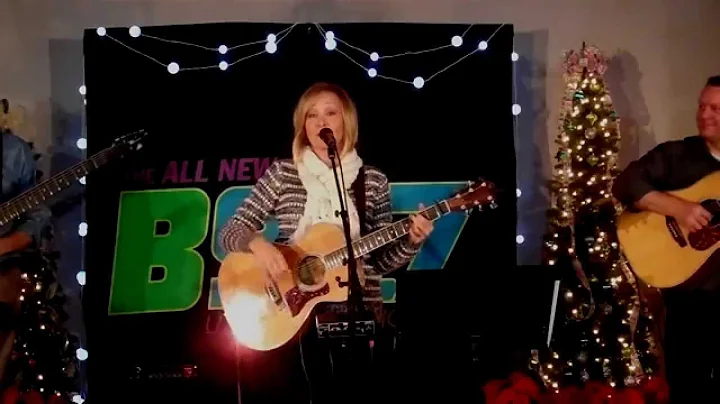Nancy Hanson - All Wrapped Up (Live)