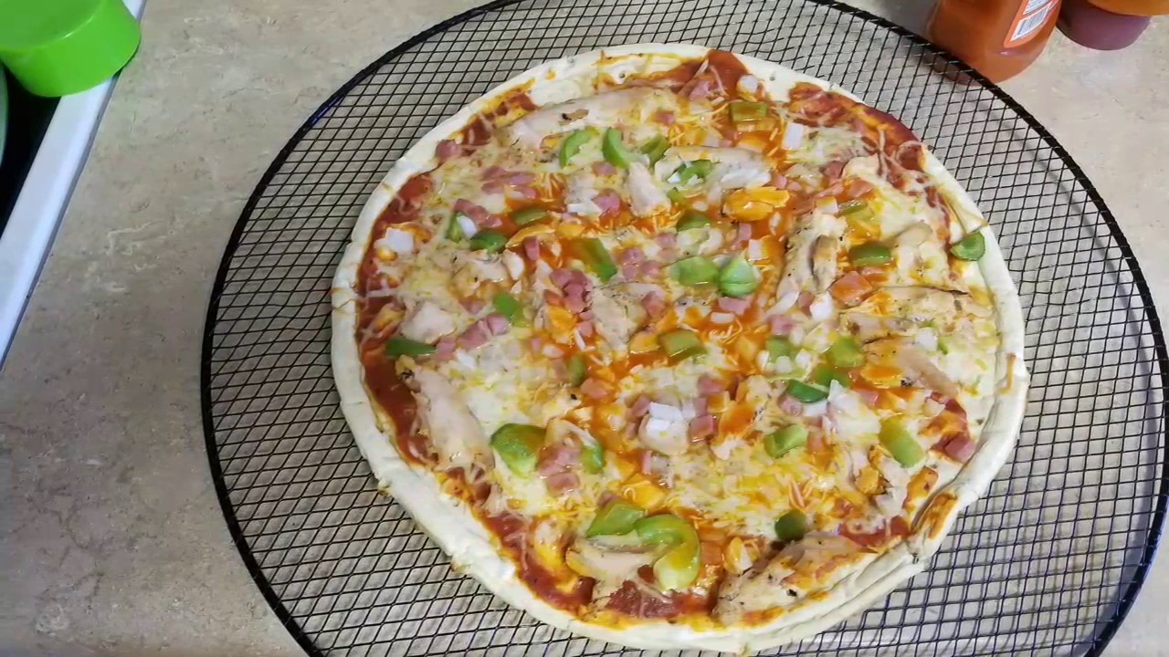 How I made Chicken and Ham Pizza - YouTube