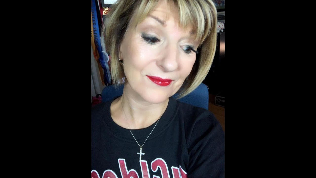 Wearing Red Lipstick... YouTube
